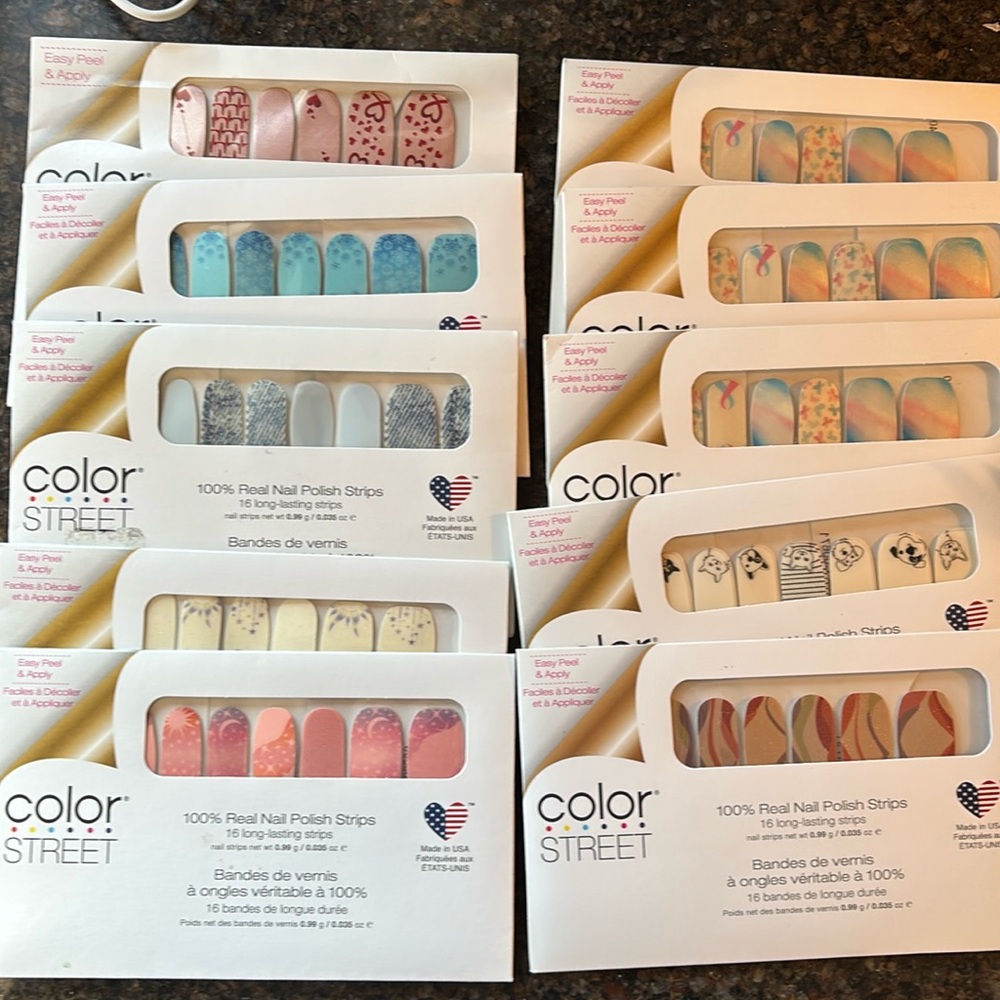 Colorstreet lot